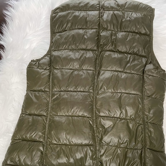 GAP VEST - Picture 2 of 4